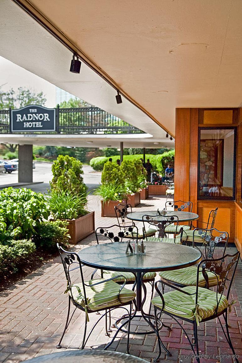 The Radnor Hotel Wayne Ресторант снимка